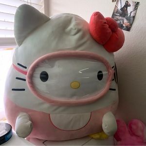 Jumbo Hello Kitty Squishmallow